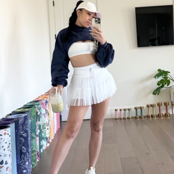 ISO Popflex cool white or black pirouette in size XS - Picture 2 of 3